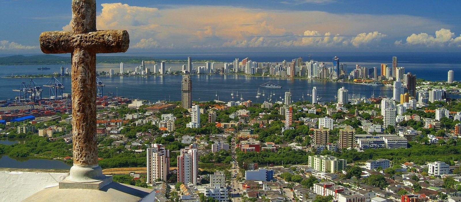 ANLA licencia las obras para mantener abierta la boca de El Laguito, en Cartagena: dos espolones, un canal de 25 metros y 0,21 hectáreas de manglar que no se pueden tocar